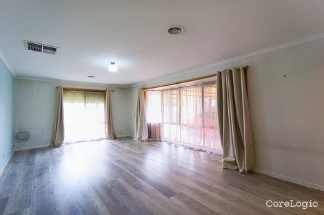 Property photo of 23 Flinders Crescent Wyndham Vale VIC 3024