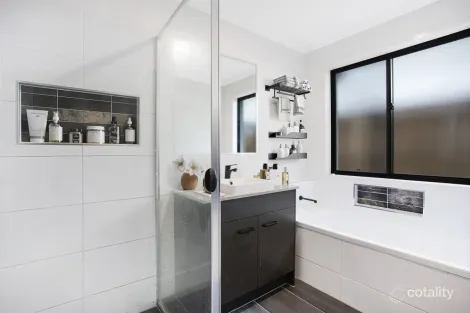 Property photo of 62 Berry Terrace Baringa QLD 4551