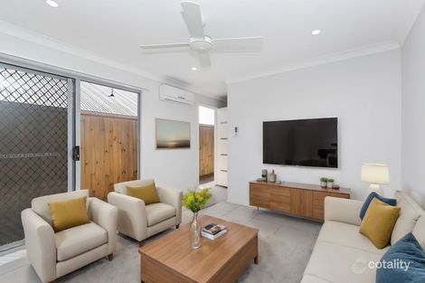 Property photo of 2/11 Awoonga Crescent Morayfield QLD 4506
