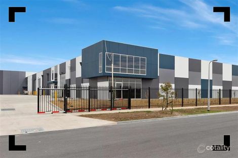 11/11 Rockfield Way, Ravenhall, VIC 3023