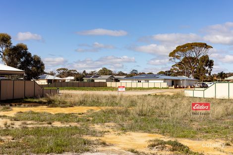 Property photo of 13 Carrington Way Merredin WA 6415