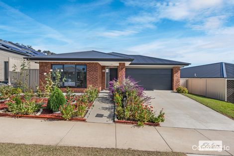 Property photo of 18 Lowerson Way Wodonga VIC 3690