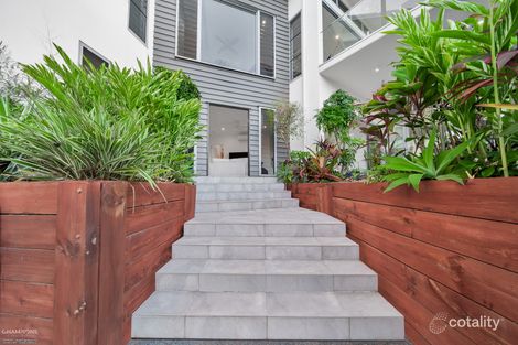 Property photo of 7 Tarwhine Close Kanimbla QLD 4870