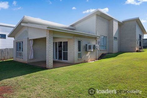 Property photo of 42 Sienna Boulevard Ashfield QLD 4670