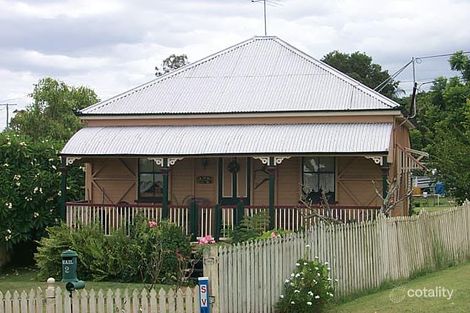 2 Palmer St, North Ipswich, QLD 4305