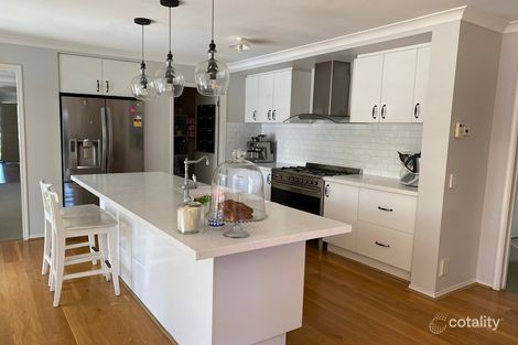 Property photo of 42 Curtain Drive Leopold VIC 3224