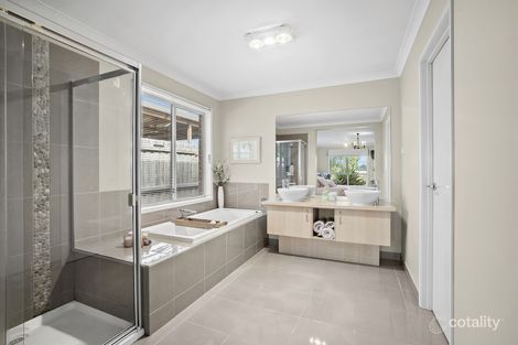 Property photo of 42 Curtain Drive Leopold VIC 3224
