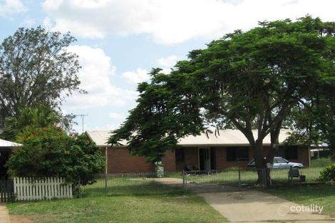 30 Fitzgerald St, Gracemere, QLD 4702