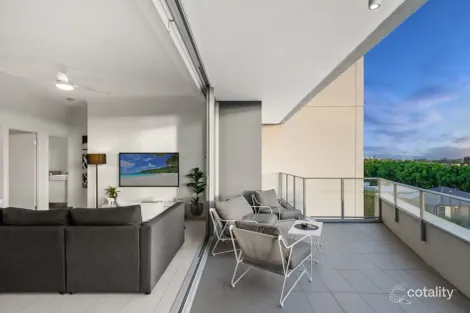 Property photo of 403/15 Compass Drive Biggera Waters QLD 4216