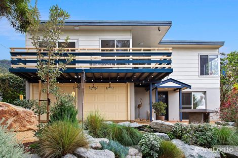 Property photo of 31 Treetop Glen Thirroul NSW 2515