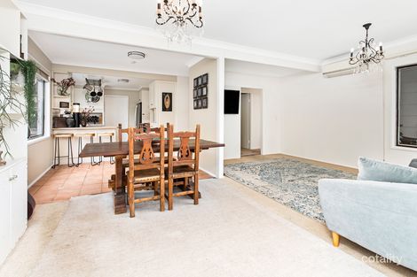 Property photo of 31 Treetop Glen Thirroul NSW 2515