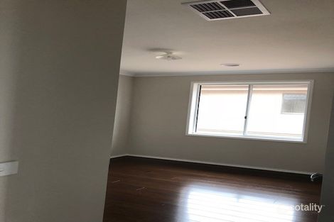 Property photo of 26 Frontier Avenue Aintree VIC 3336