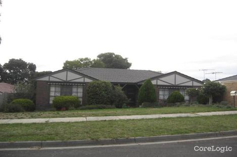 Property photo of 8 Portland Place Endeavour Hills VIC 3802