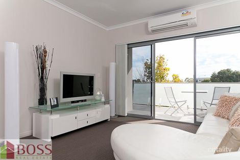 24/20 The Crescent, Midland, WA 6056