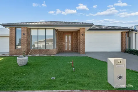 Property photo of 48 Putters Circuit Yarrawonga VIC 3730