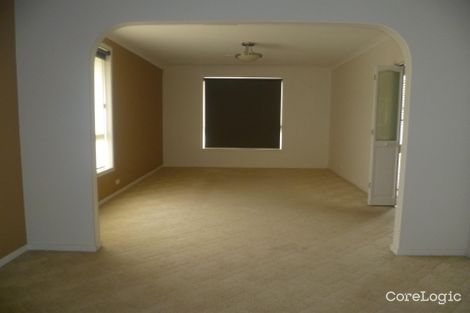 Property photo of 5 Leah Court Werribee VIC 3030