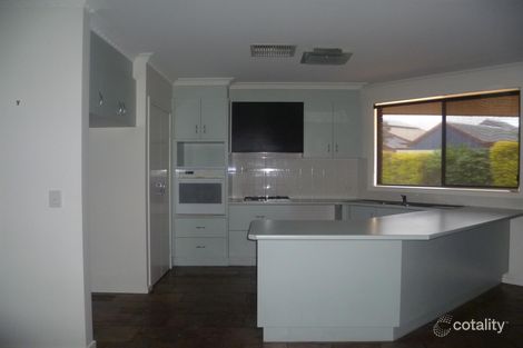 Property photo of 5 Leah Court Werribee VIC 3030