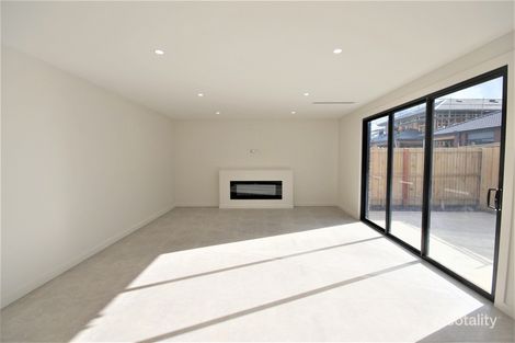 Property photo of 5 Eulinga Street Mickleham VIC 3064