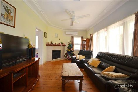 Property photo of 469 Princes Highway Bomaderry NSW 2541