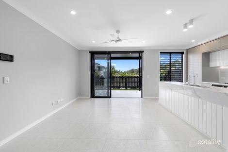 Property photo of 4/1 Citron Crescent Helensvale QLD 4212