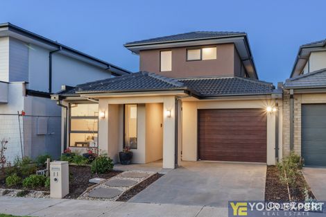 Property photo of 11 Moroak Crescent Clyde North VIC 3978