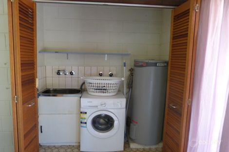 Property photo of 2/4 Arthur Street Boyne Island QLD 4680