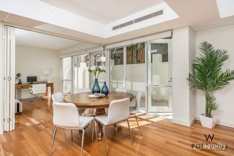 Property photo of 2/5 Bindaring Parade Claremont WA 6010