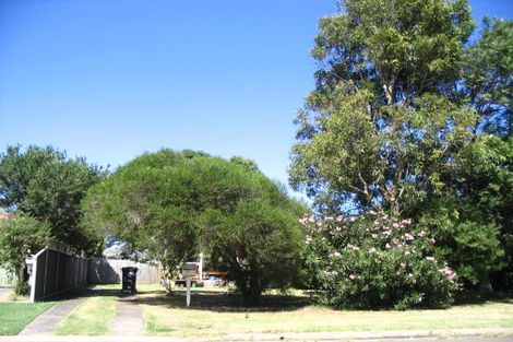 11 Sellers Cres, Bellambi, NSW 2518