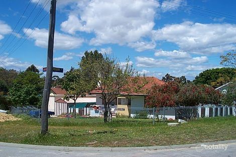 12 Regan St, Coolbellup, WA 6163