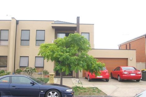 19 Coomgarie Tce, Cairnlea, VIC 3023