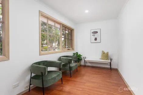 Property photo of 361 Childs Road Mill Park VIC 3082