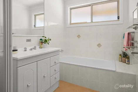 Property photo of 1 Kirribilli Avenue Coomba Park NSW 2428