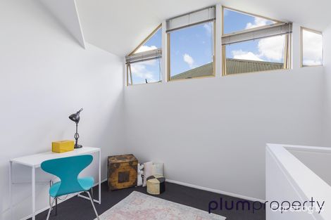 Property photo of 10/15 Clarence Road Indooroopilly QLD 4068