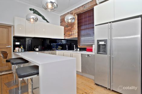 Property photo of 14 Altona Street Kensington VIC 3031