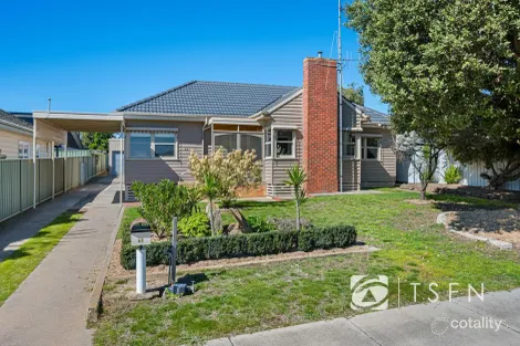 61 Osborne St, Flora Hill, VIC 3550