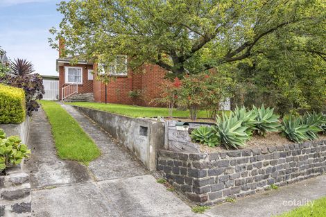 17 Jacaranda St, Oak Park, VIC 3046