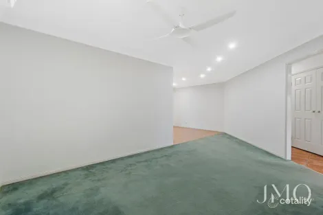 Property photo of 36 Sir Charles Holm Drive Ormeau Hills QLD 4208