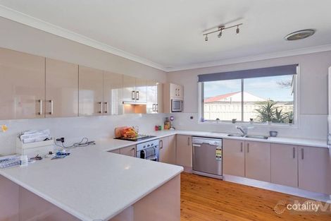 Property photo of 28 Pacific Street Caves Beach NSW 2281