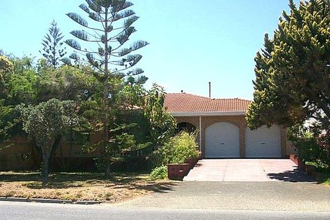 74 Chipping Rd, City Beach, WA 6015
