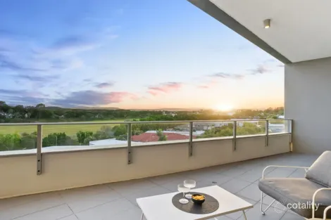 Property photo of 403/15 Compass Drive Biggera Waters QLD 4216