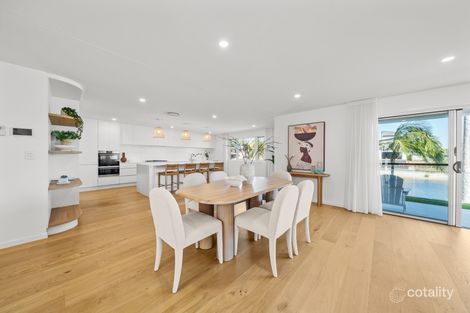 Property photo of 39 Kingfisher Crescent Burleigh Waters QLD 4220