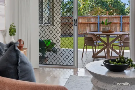 Property photo of 13 Parsonia Drive Rasmussen QLD 4815