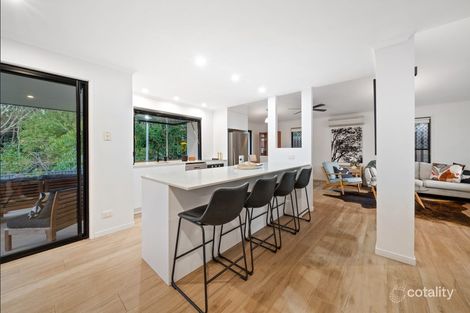 Property photo of 19 Emerald Place Mitchelton QLD 4053