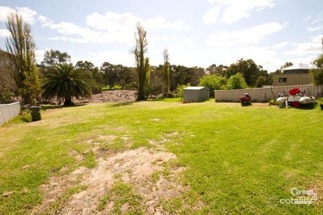 15a Beverley Tce, South Guildford, WA 6055