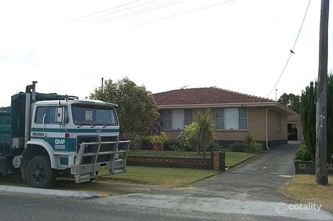 3 Farina Dr, Yokine, WA 6060