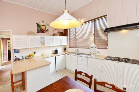 Property photo of 20 Skehan Street Centenary Heights QLD 4350