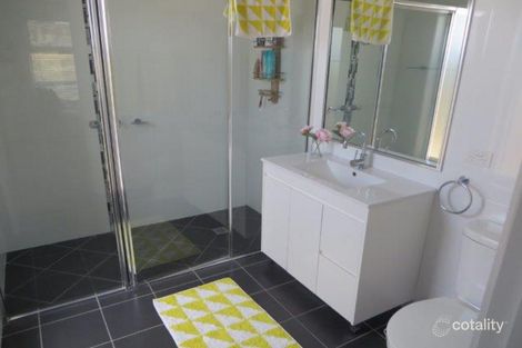 Property photo of 17 Alma Crescent Estella NSW 2650