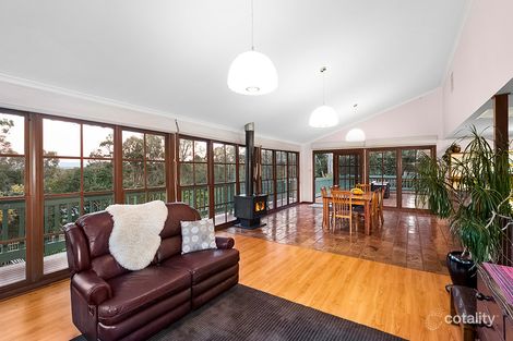 Property photo of 8 Rangeview Road Lower Plenty VIC 3093