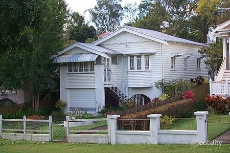 12 West St, Coorparoo, QLD 4151