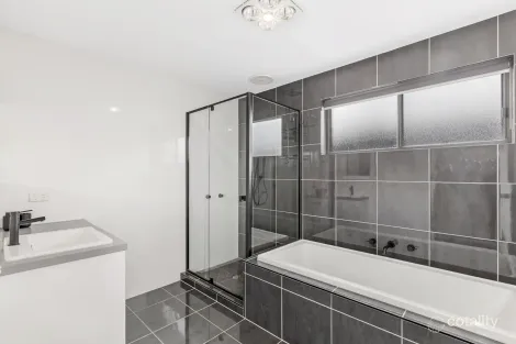 Property photo of 16 Violet Lane Broadford VIC 3658